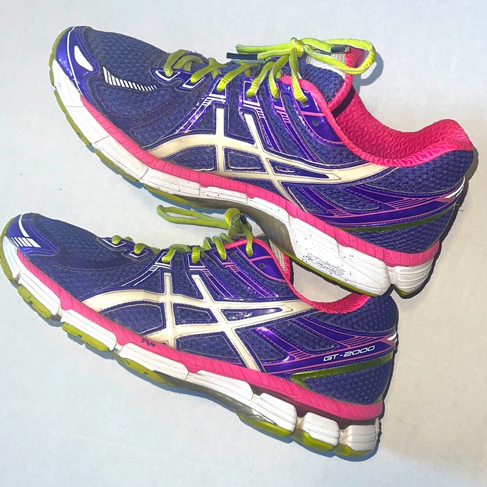 COPY - Women’s ASICS GT 2000 Gels